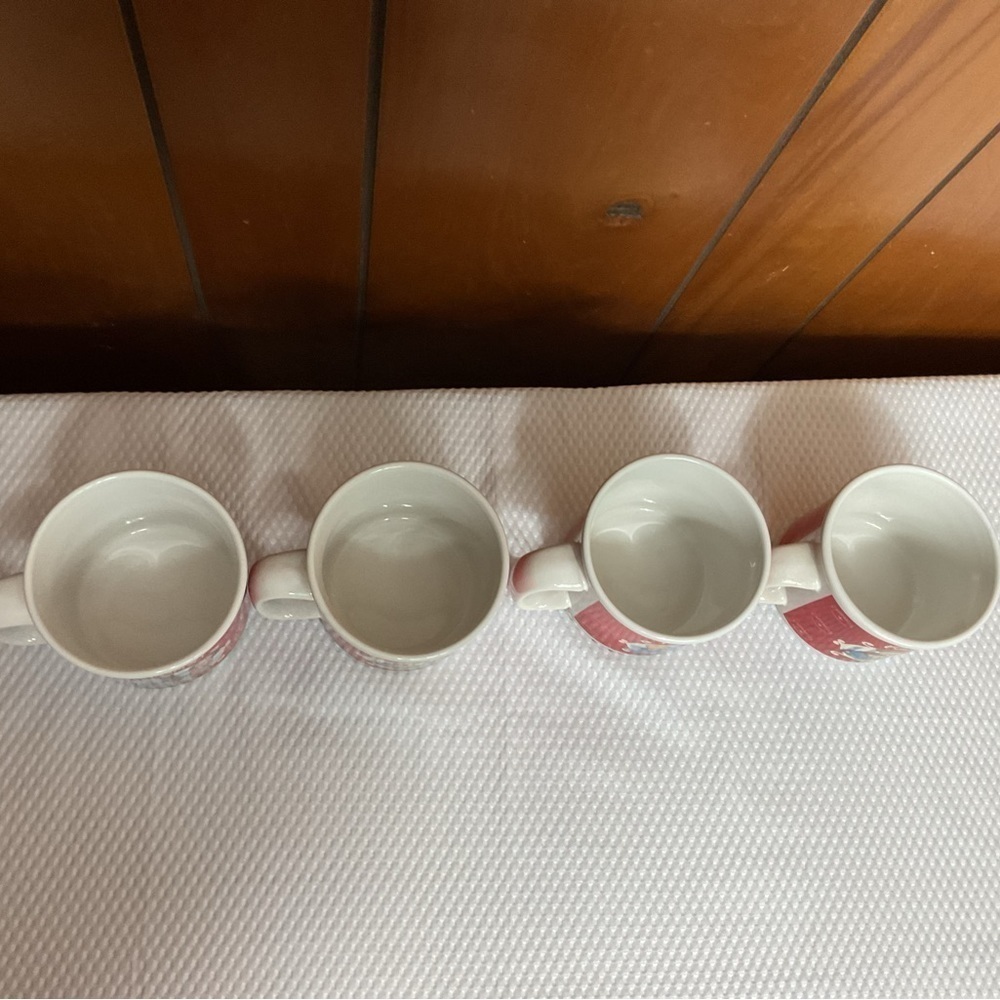 Cambells Soup Mugs / Bowls - Picture 3 of 5